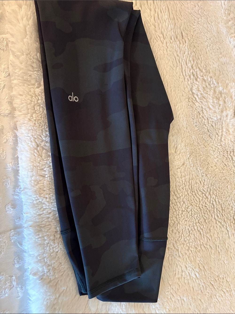 ALO Yoga Black & Dark Green Camo Leggings